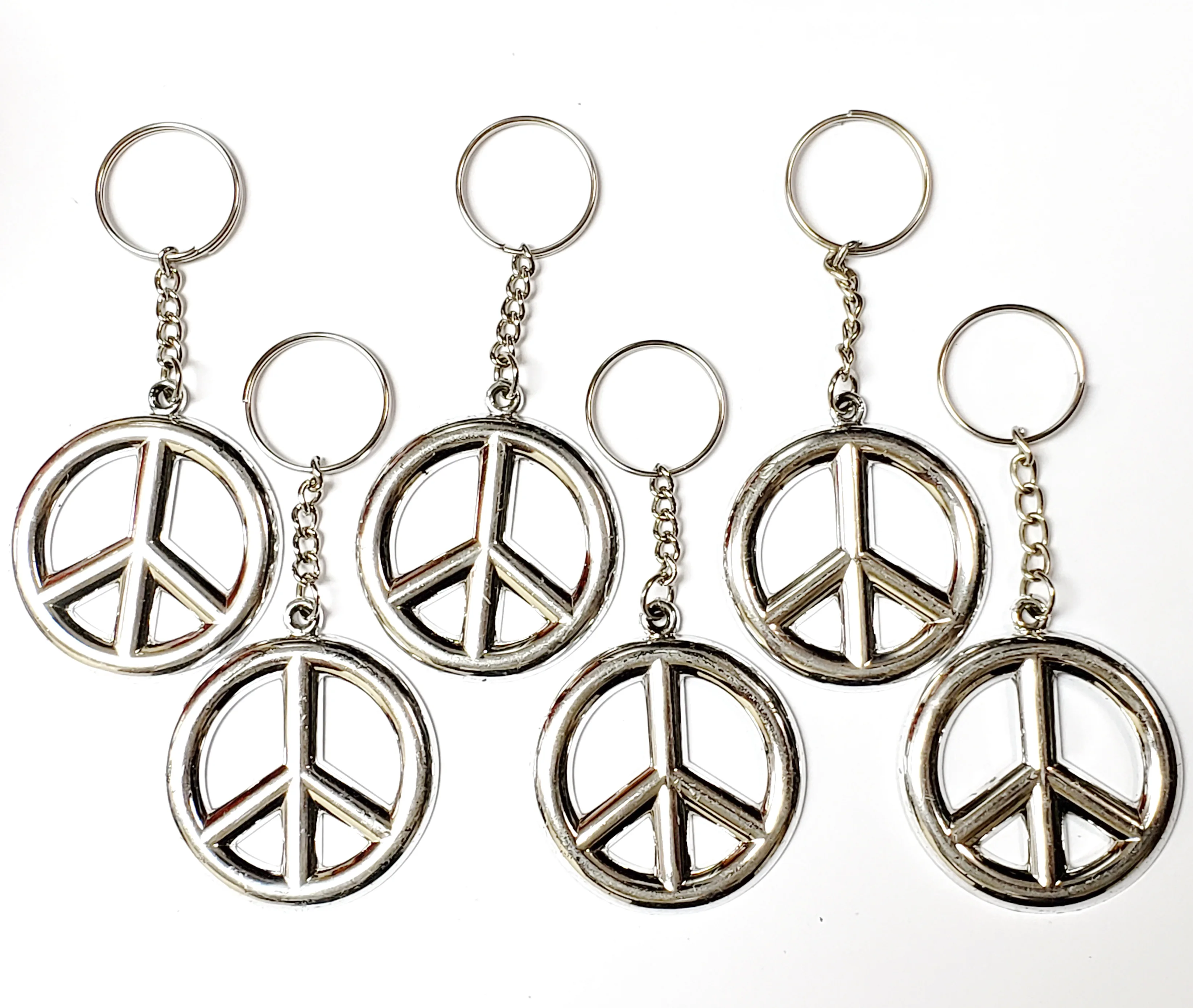 24 pcs, Plastic peace key chain, retro fashion, birthday party favor, Pinata filler, giveaways, souvenirs, novelty, gift