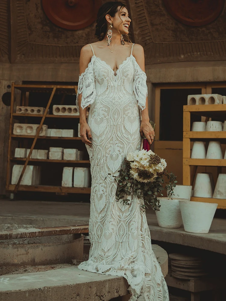 Vestido de novia de sirena con tirantes finos, traje bohemio de manga corta con encaje calado, estilo rústico para playa