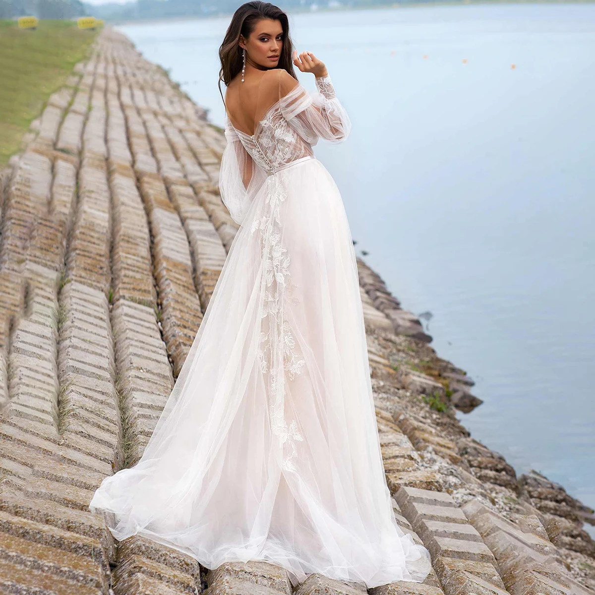 Off Shoulder Tulle Wedding Dress Floral Appliqued Boho Beach Bishop Sleeves Plus Size Pleated Illusion Photoshoot Bridal Gown