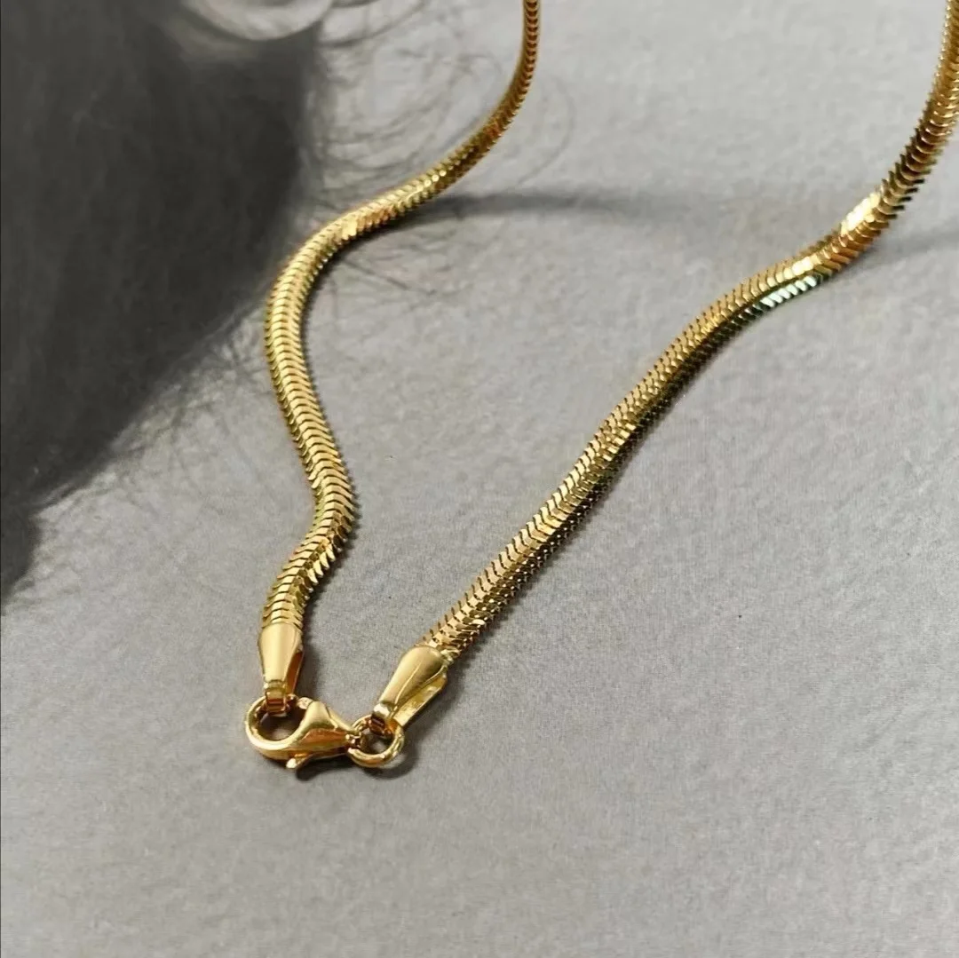 

MADALENA SARARA Pure 18k Yellow Gold Snake Chain Necklace Au750 Gold Soft Feel Women Choker