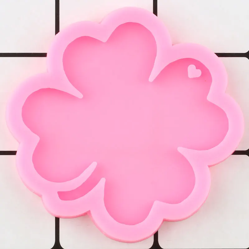 Four Leaf Clover Lucky Keychain Silicone Mold Key Chain Pendant Molds DIY Jewelry Making Epoxy Resin Molds