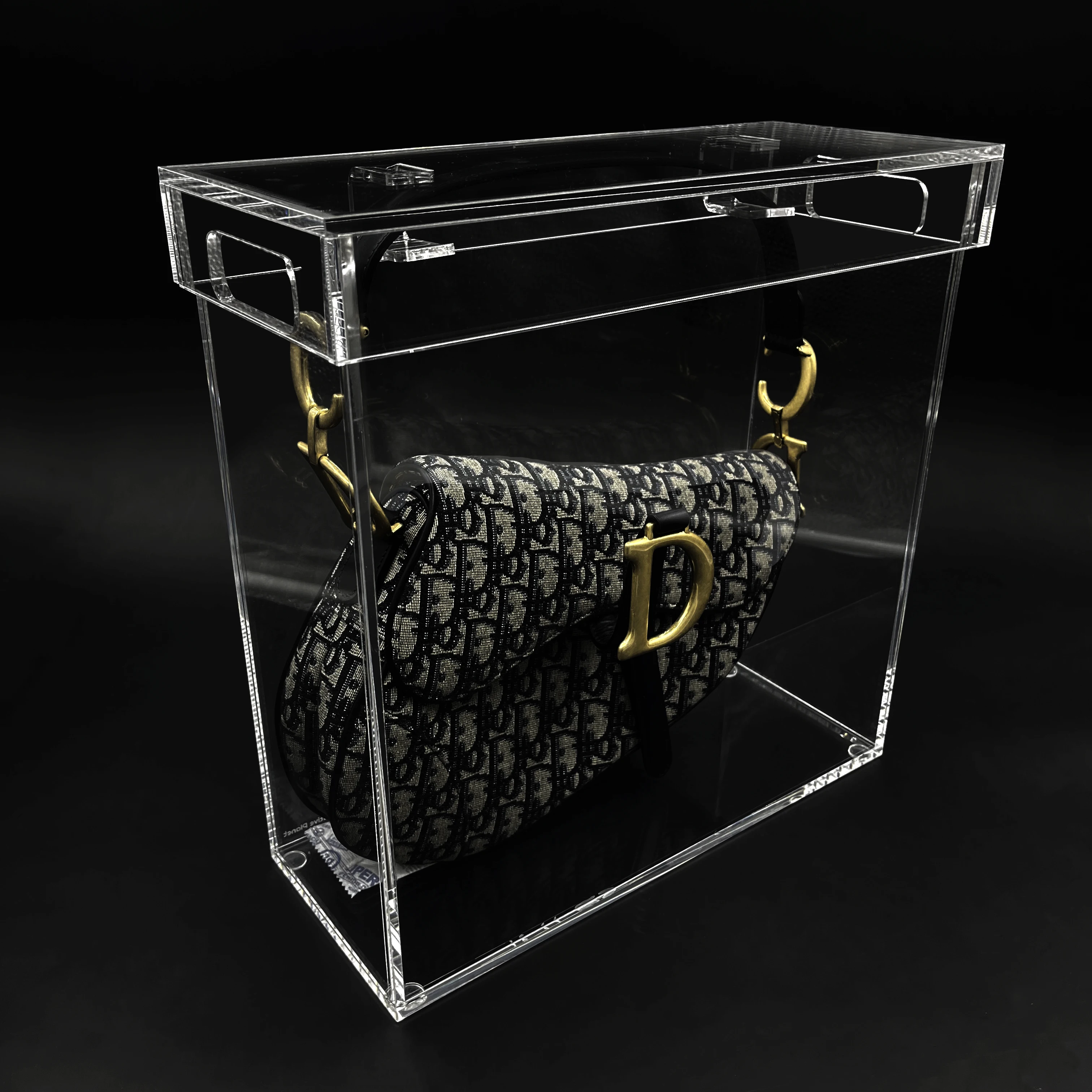 Acrylic Handbag Dustproof Display Box, High Light Transmittance. Simple And Noble Design Sense.