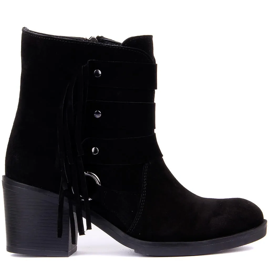 Botas femininas com franja de camurça preta