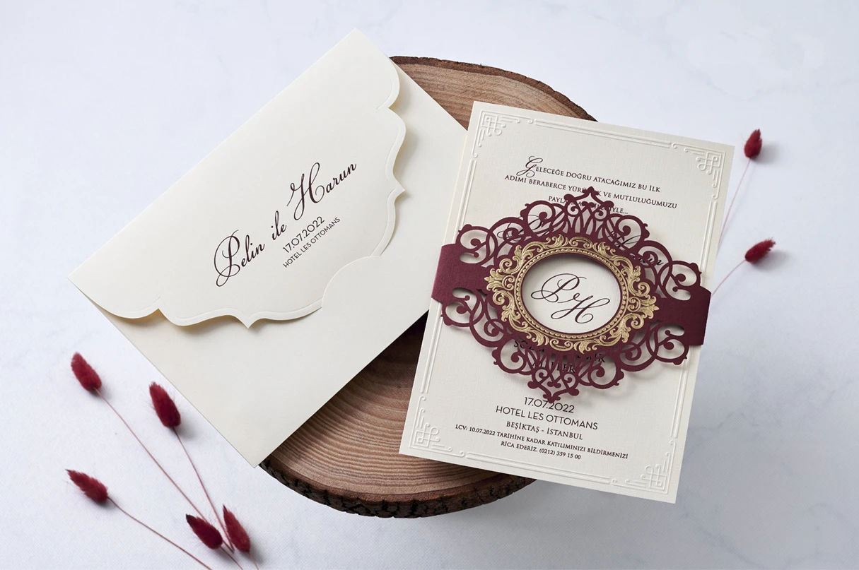 100 piece Laser cut ornate wedding invitation with envelope