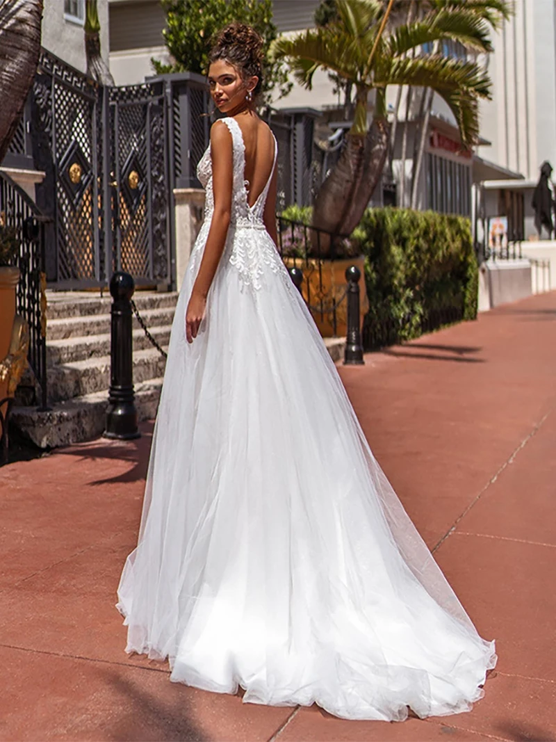 V-Neck Lace Beach Maxi Bohemian Wedding Dress A Line Tulle Short Train Elegant 2021 Party Backless Princess White Bridal Gowns