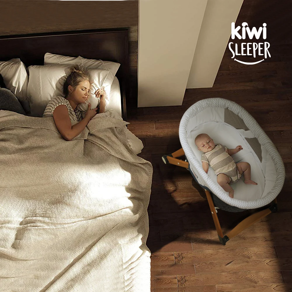 เตียงเด็กเปลเด็ก Kiwi Sleeper ทั้งหมด İn One Sallanır Katlanır Ahşap Bebek Beşiği Ve Kiwi Carousel Oyun Parkı uyku Takımı