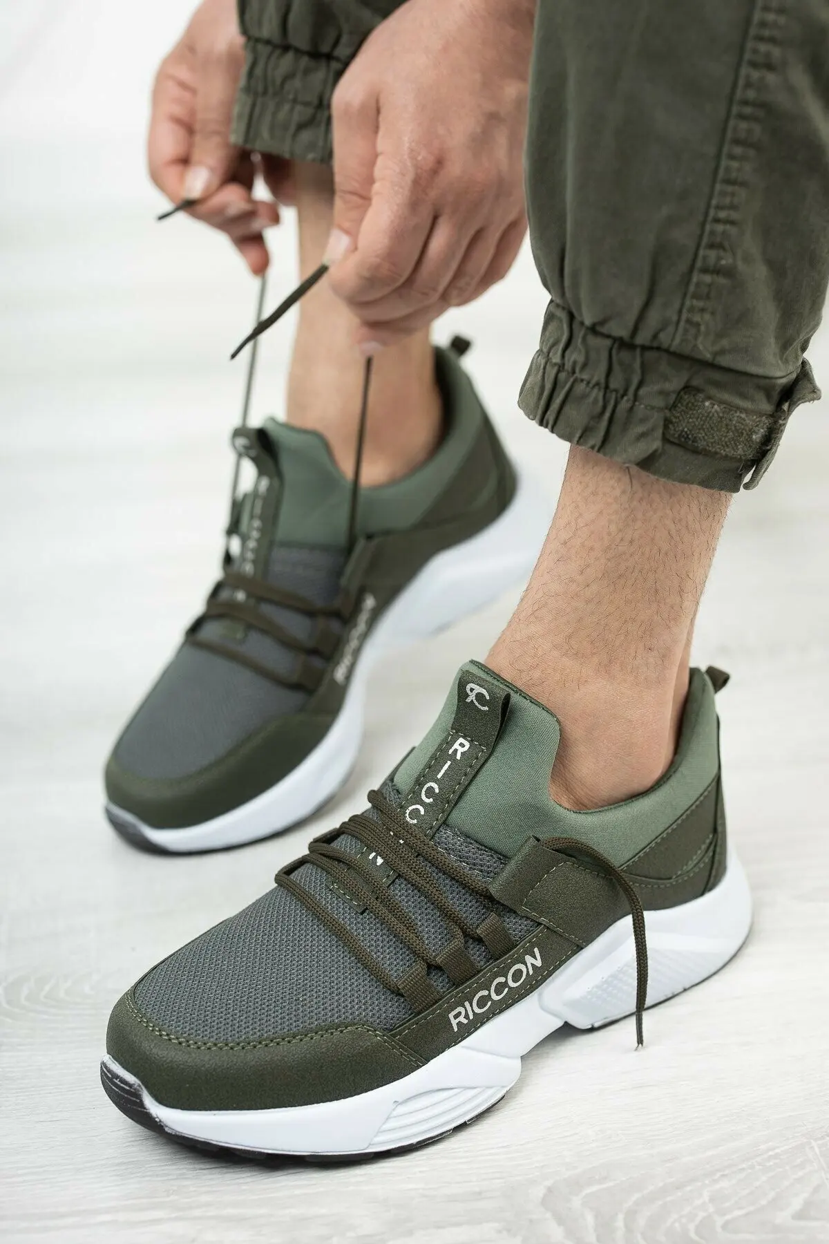 Sneakers Bersirkulasi Ringan Uniseks, Sepatu Jalan Modis Kasual, Sepatu Olahraga Musim Panas Ukuran Plus Wanita, Ukuran 36-46