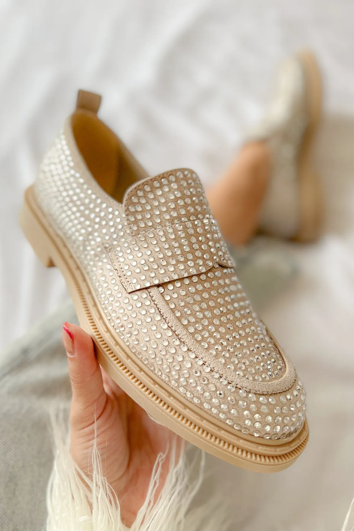 Diamond Woman Shoes Thick Bottom Sneakers Women Designers Zapatos De Mujer Platform Casual Sneakers Women Slip On 2022 New