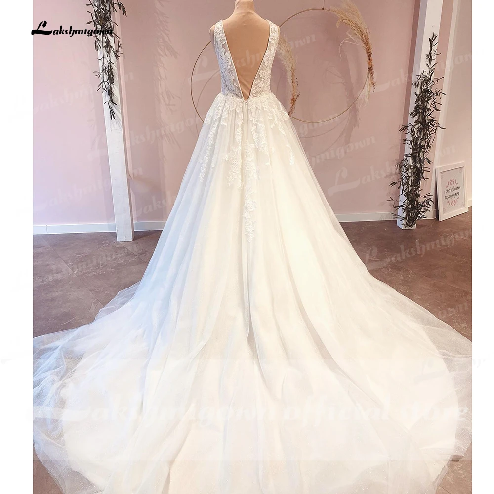 Deep V Neck Sexy A Line Wedding Dresses Giltter Tulle Bridal Gowns Lace Applique Bridal Dress Beads Summer Customized