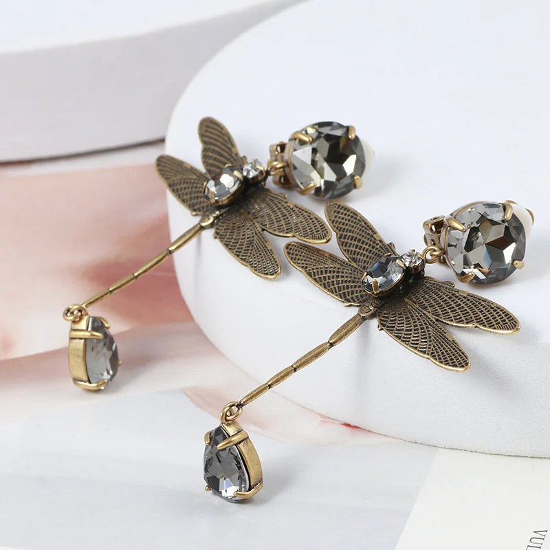 Jewelry Wholesale Retro Distressed Matte Creative Dragonfly Design Ear Clips Without Pierced Ears Can Be Worn By Women