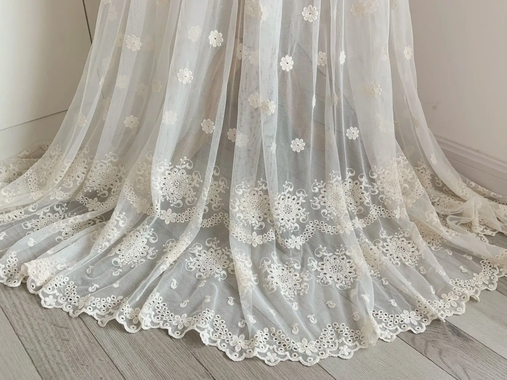 

beige Flower Lace Fabric Florals Embroidery Lace Netting Tulle Wedding Bridal Lace Fabric For Cloth Dress Gauze Tulle