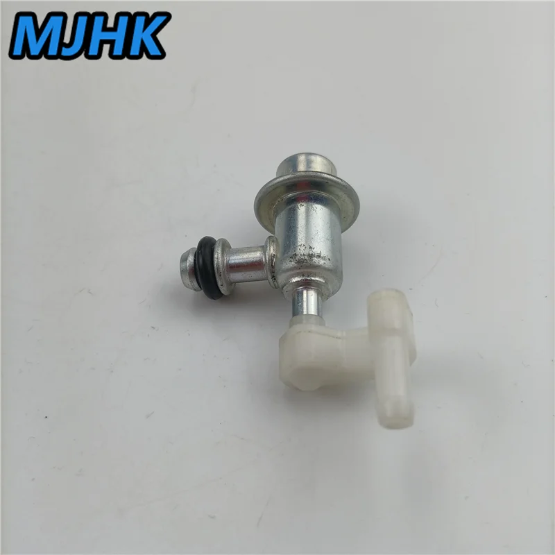 MJHK Fuel Injection Pressure Regulator Fit For S-uzuki V Strom DL650 / DL1000 15100-24FB0 15100-24FA0 15410-24FB0 15610-10G00