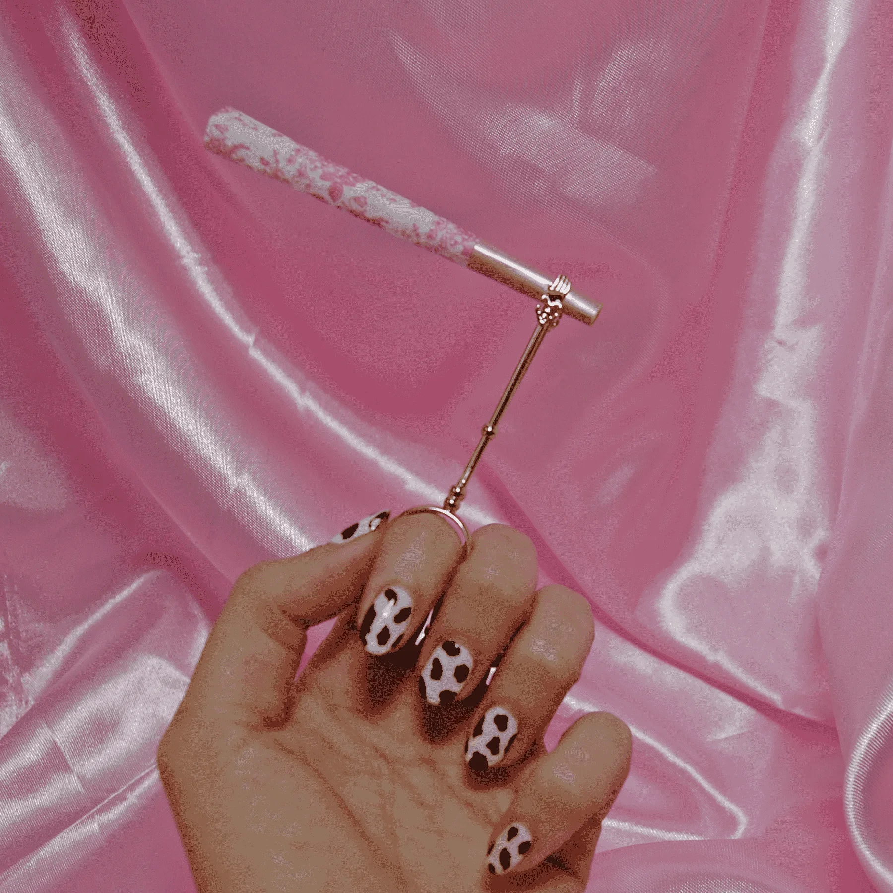 ROSE Cigarette Holder Ring