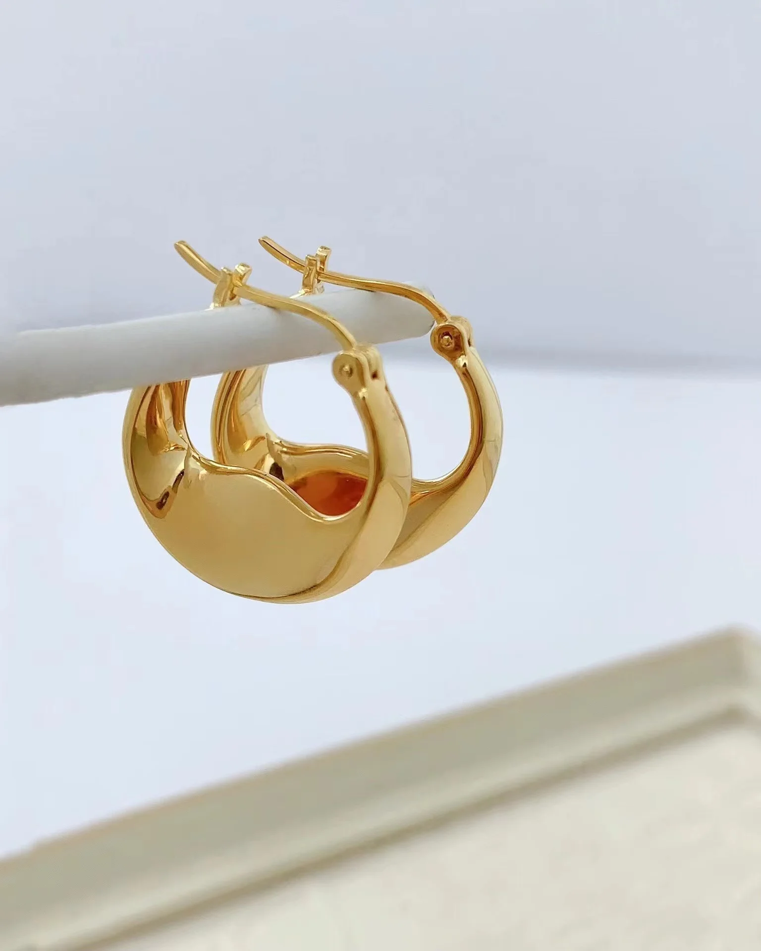 MADALENA SARARA Irregular Curve Design Women Earrings 18K Yellow Gold Romantic Elegante Au750 Stamp