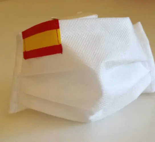 Reusable hygienic mask made of tnt fabric that does not need to filter, the tnt is the filter, Spain flag. Various colors and models, free shipping, 1 day shipping