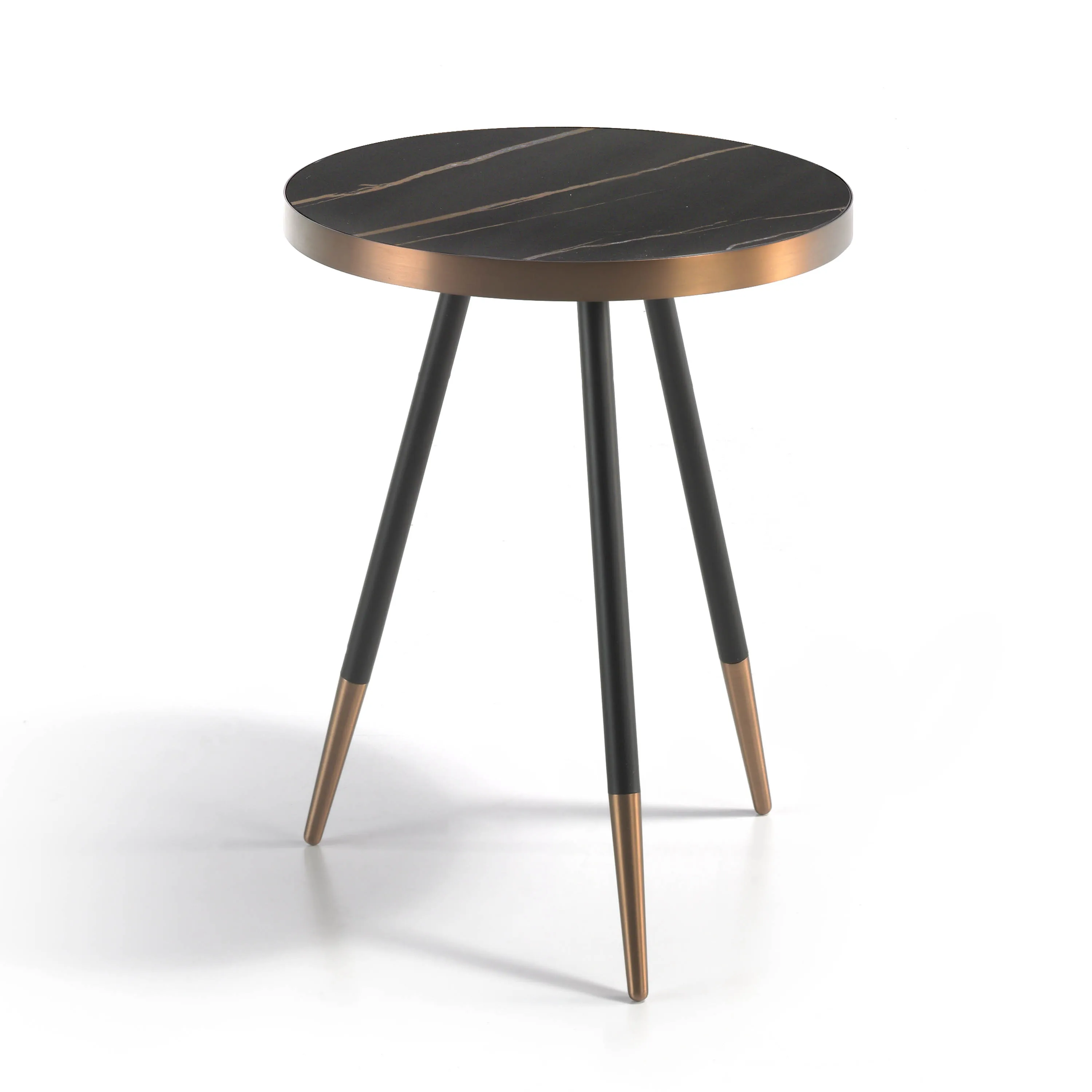 Corner Table 2069 Angel Cerdá-round corner table made of porcelain finished black marble and metal legs. Circular edge and leg finishes in steel with chrome bath finished in bronze tone.