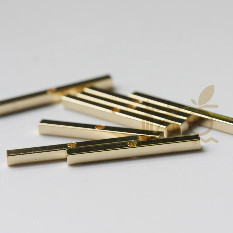 DIY Supply-Solid Brass Finding Rectangle Bar - Center Hole - 22x2mm (4477C)