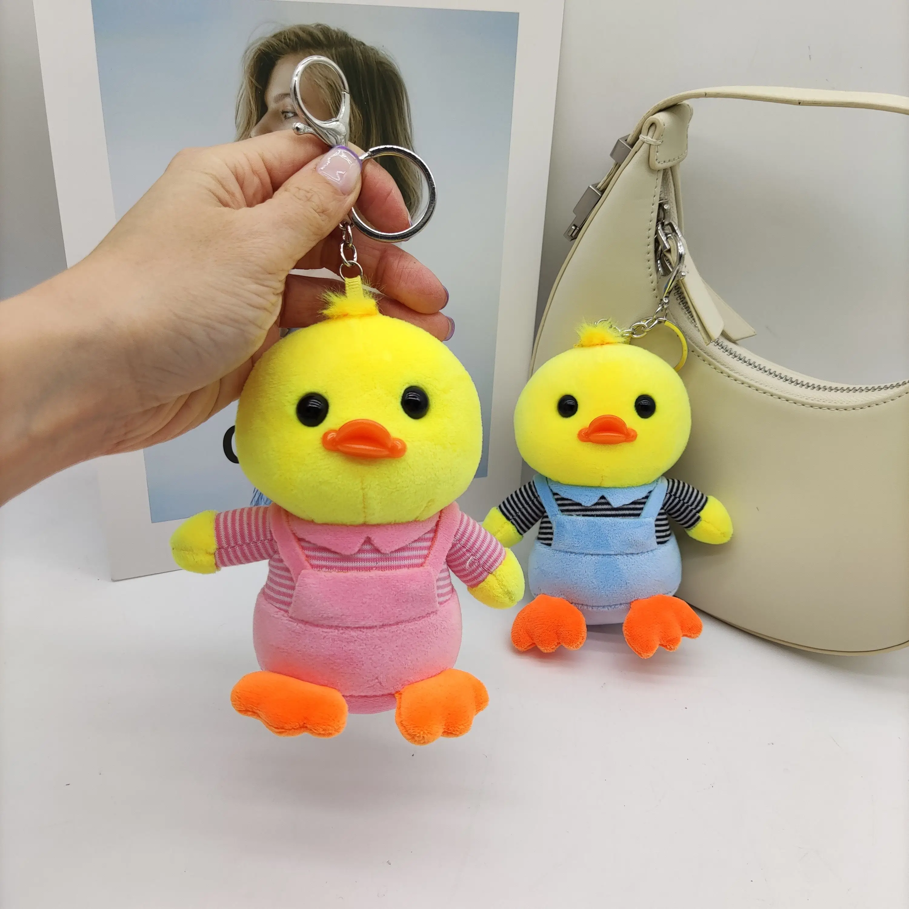 13CM Duck Plush Keychain Cute Charms Doll Pendant Keyring Alloy School Bag Pendant Accessories Stuffed Toy Key Chain Gift Kawaii