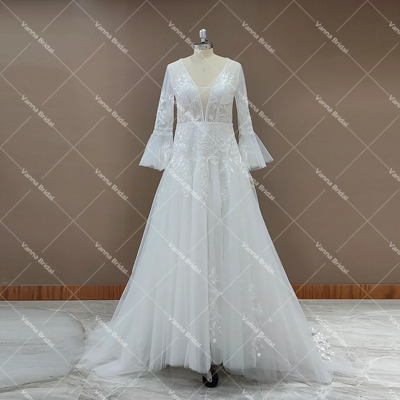 Vestido de novia de tul de encaje bordado hecho A medida, línea A romántica, abertura alta, mangas largas de campana, cuello en V, apliques, vestidos de novia