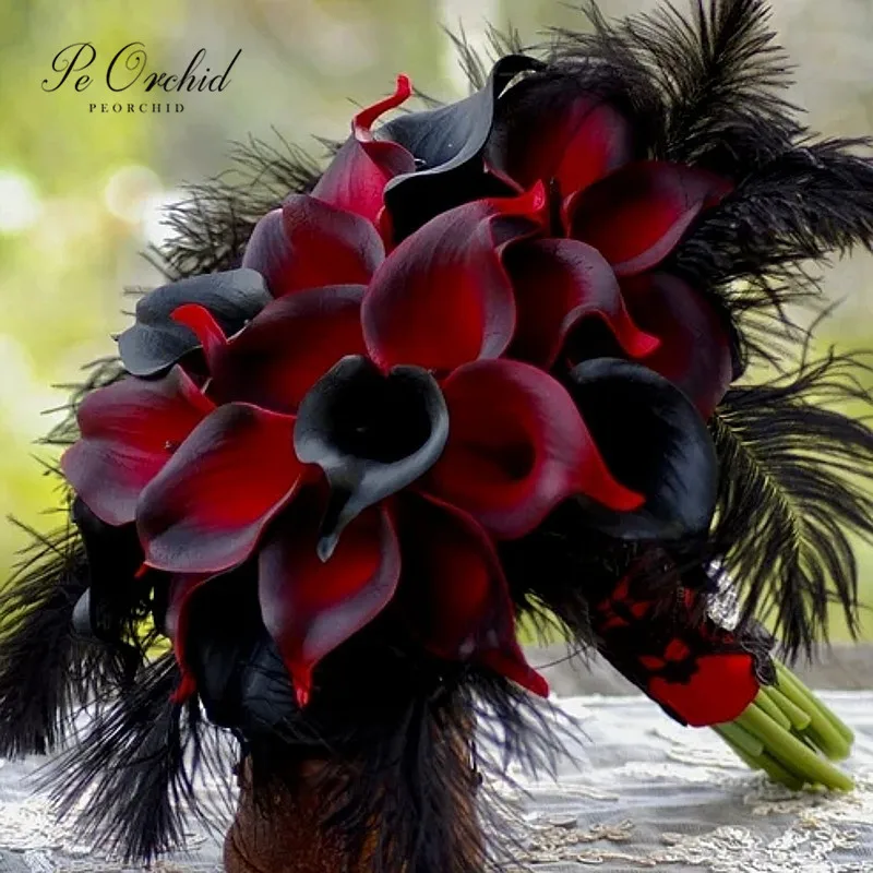 

PEORCHID Red Black Goth Bridal Bouquet Feather Real Touch Calla Lily Burgundy Flower Bouquet Wedding Women Buque De Casamento