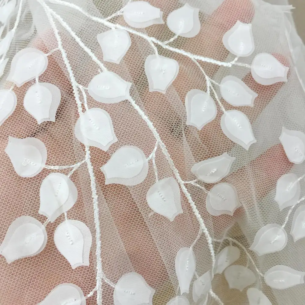 3D off white vine blossom flower lace applique 3D tulle embroidery lace pacth motif for bridal gown veils couture design