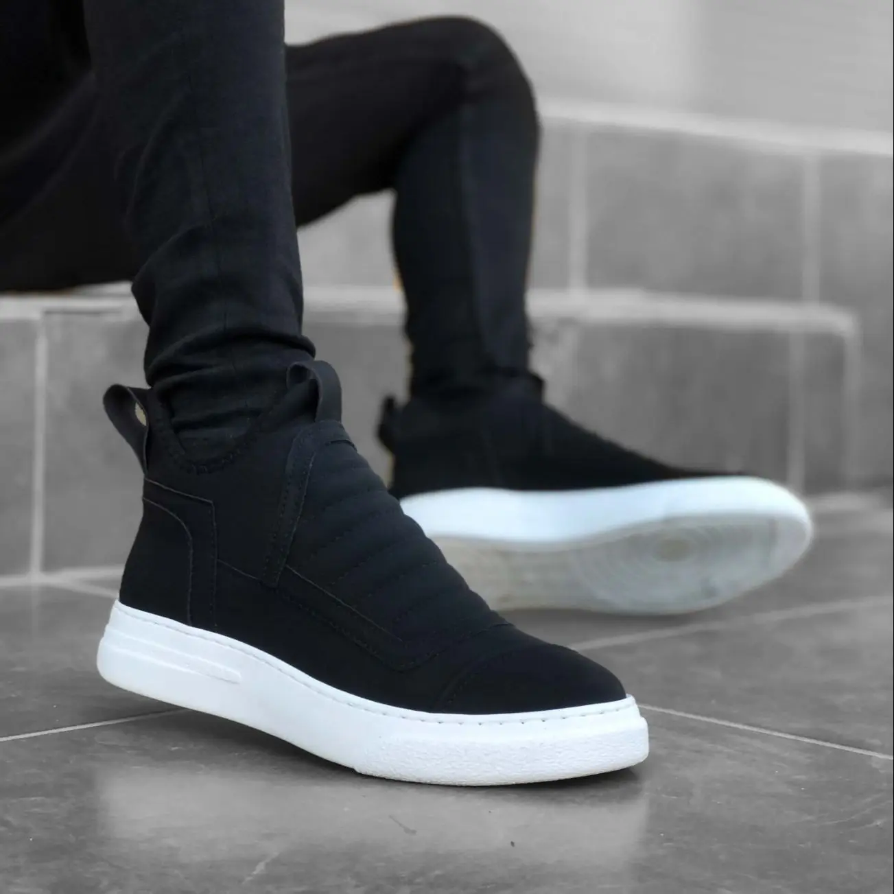 

201 Lace-Up Comfortable Thick Sole Black White Men's Sports Half Ankle Boots Shoes for Men Men's Casual Shoes