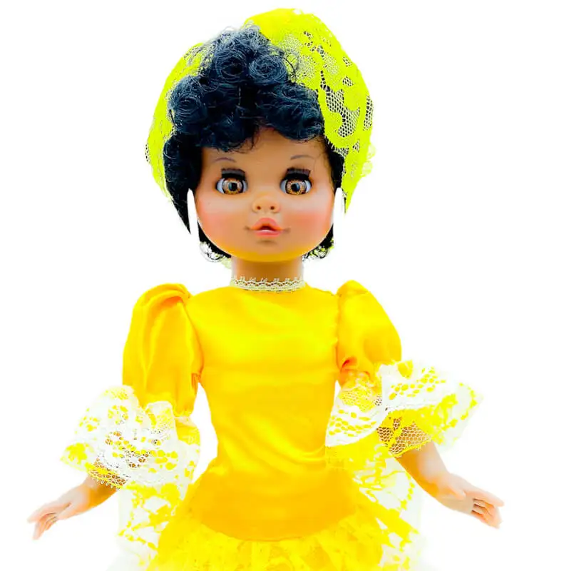 Sintra doll 40 cm. mulata collection yellow santera religious Osun Ochun. Typical Cuba religious dress, made in Spain by Folk craft dolls.