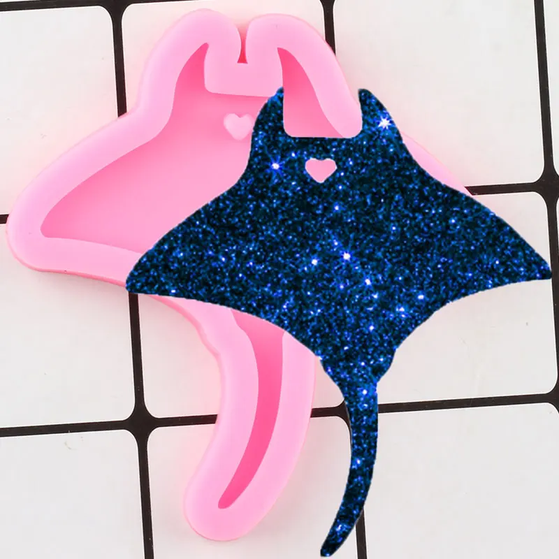 Halloween Bat Silicone Mold Stingray Devil Fish Keychain Mould Epoxy Resin Jewelry Making Molds Handmade Charms Pendant Moulds