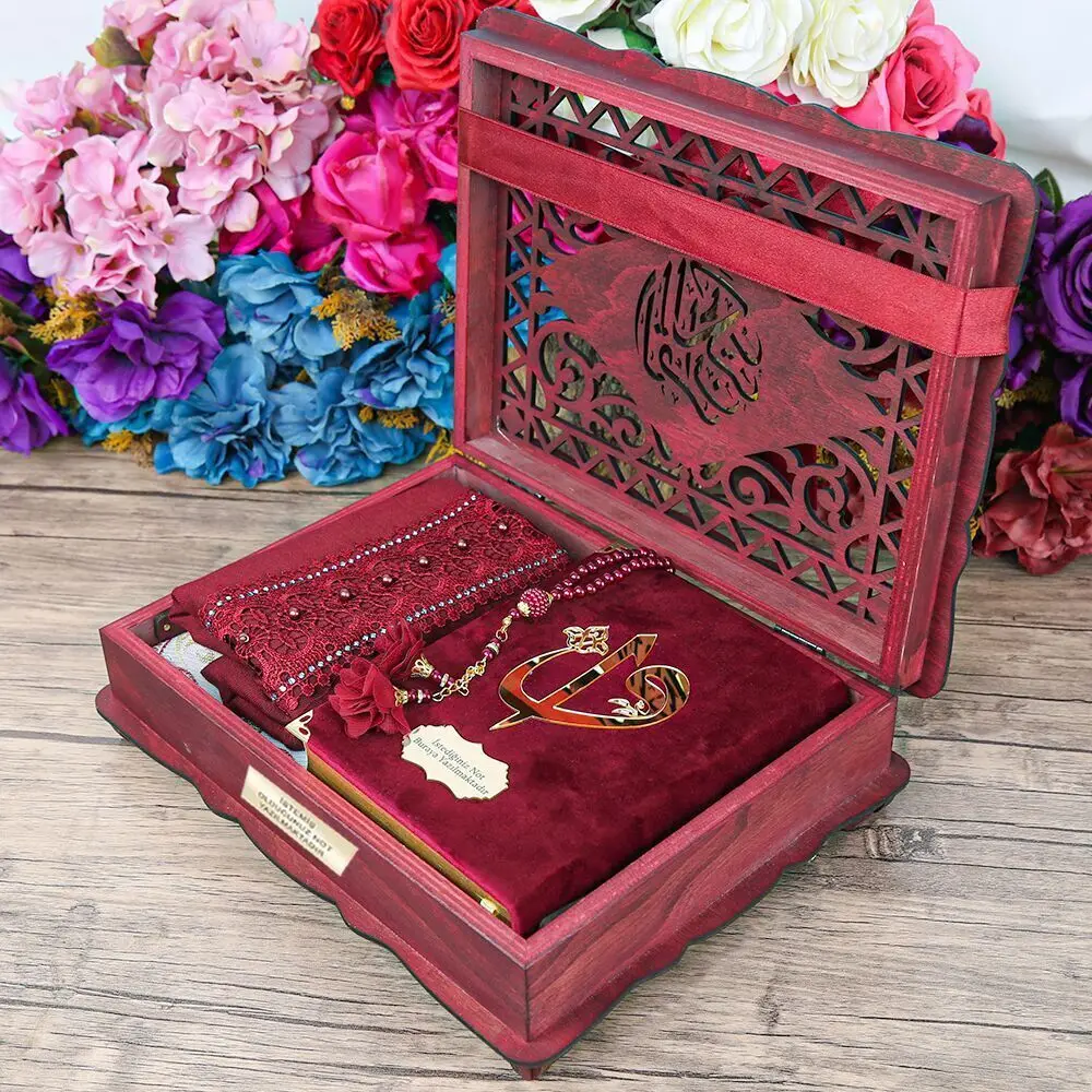 Luxury Muslim Gift Set Prayer Rug Women's Shawl Holy Quran Rose Tasseled Pearl Rosary Personalized Wooden Box Sofa Bookshelf Wholesale Shopping Islamic Items Ramadan 2023 Worship Societies Excellent Quality Mevlüt