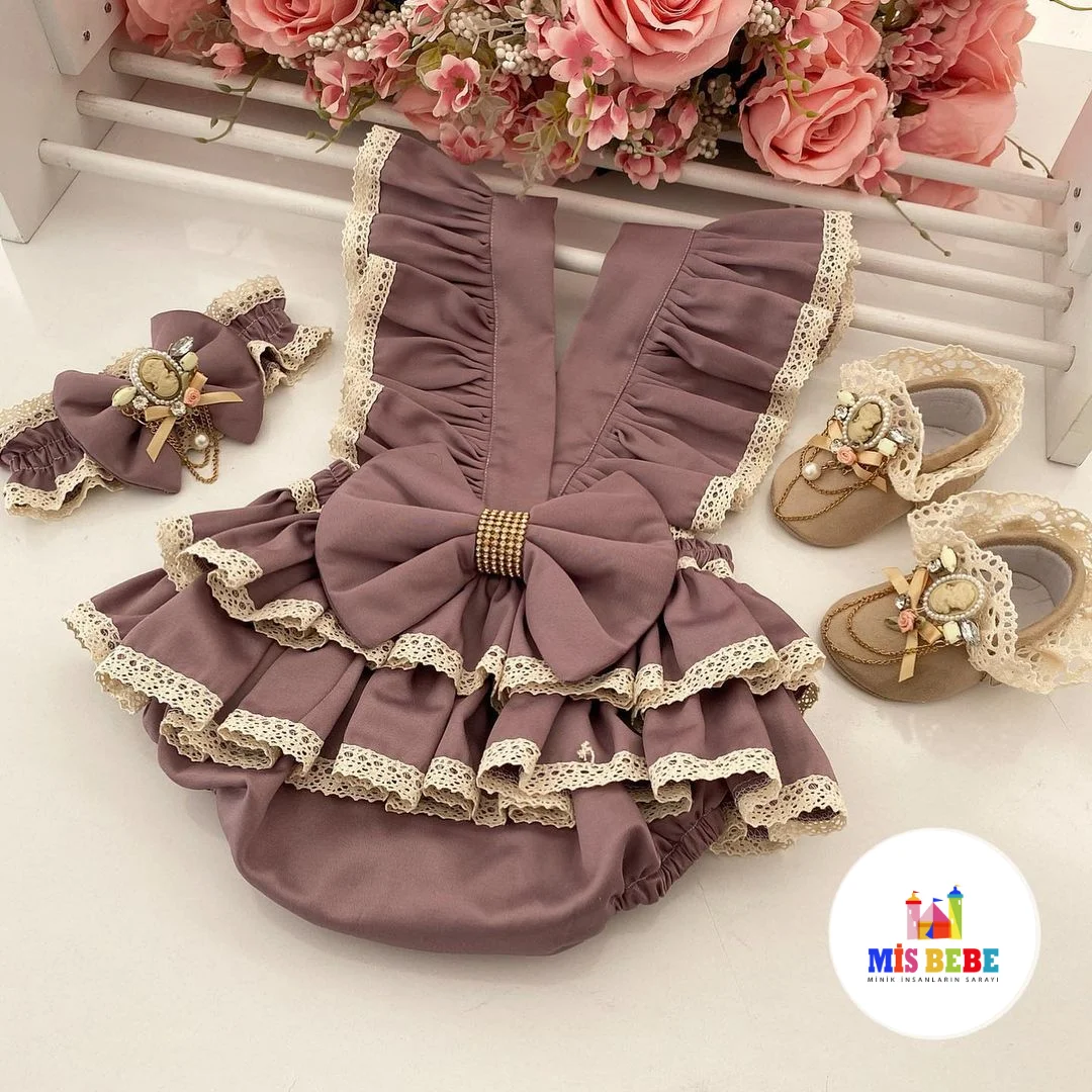 Luxury Baby Girl Romper Set - Elegant Lace and Bow Newborn Outfit with Headband and Shoes