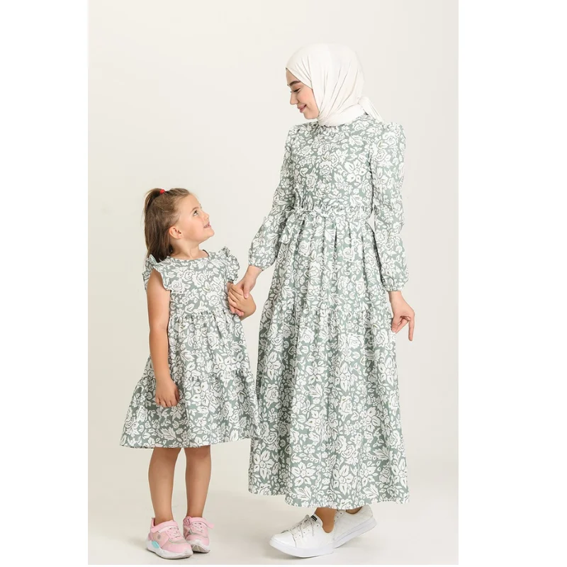 

2021 Season Muslim Mother and Girl Child Patterned Combine Dress Zero Collar Summer Elastic Sleeve Mother Daughter Combination