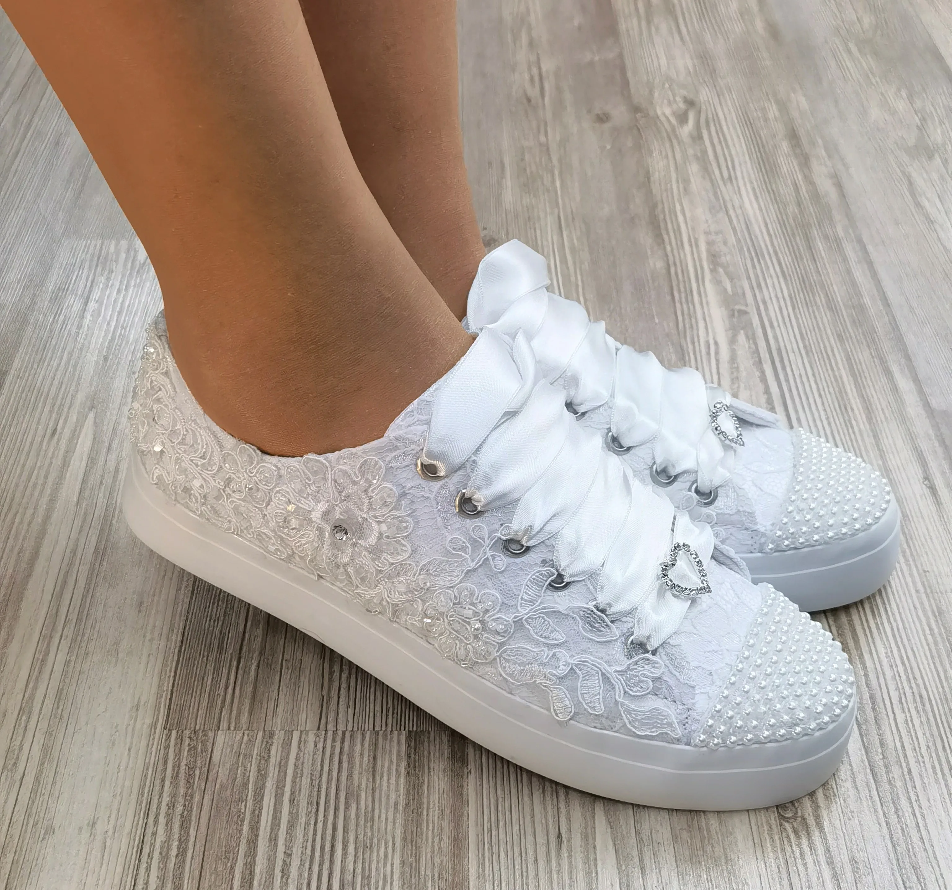 White Sport Bridal Shoes White Lace Pearl Party Shoes Wedding shoes Sport Bridal shoes Comfortable and High Quality