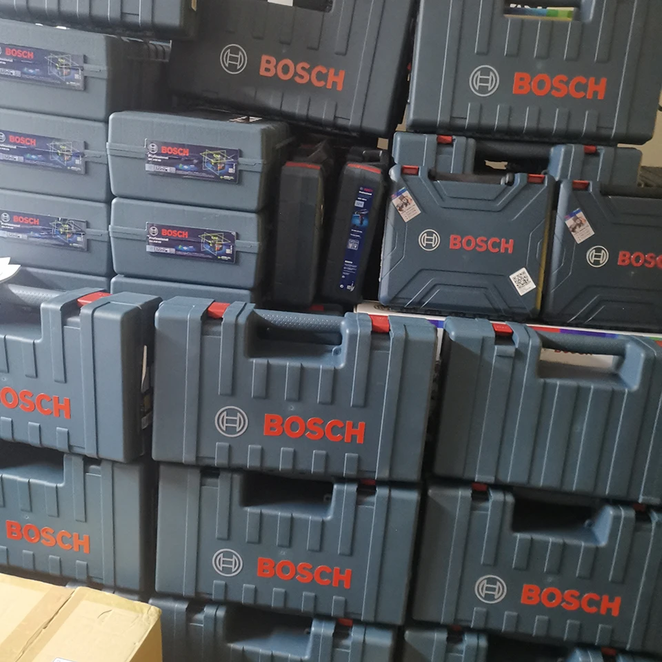 BOSCH  ツールBOX Bosch 17.5 in. L x 14 in. W x 10 in. H Stackable Medium Tool