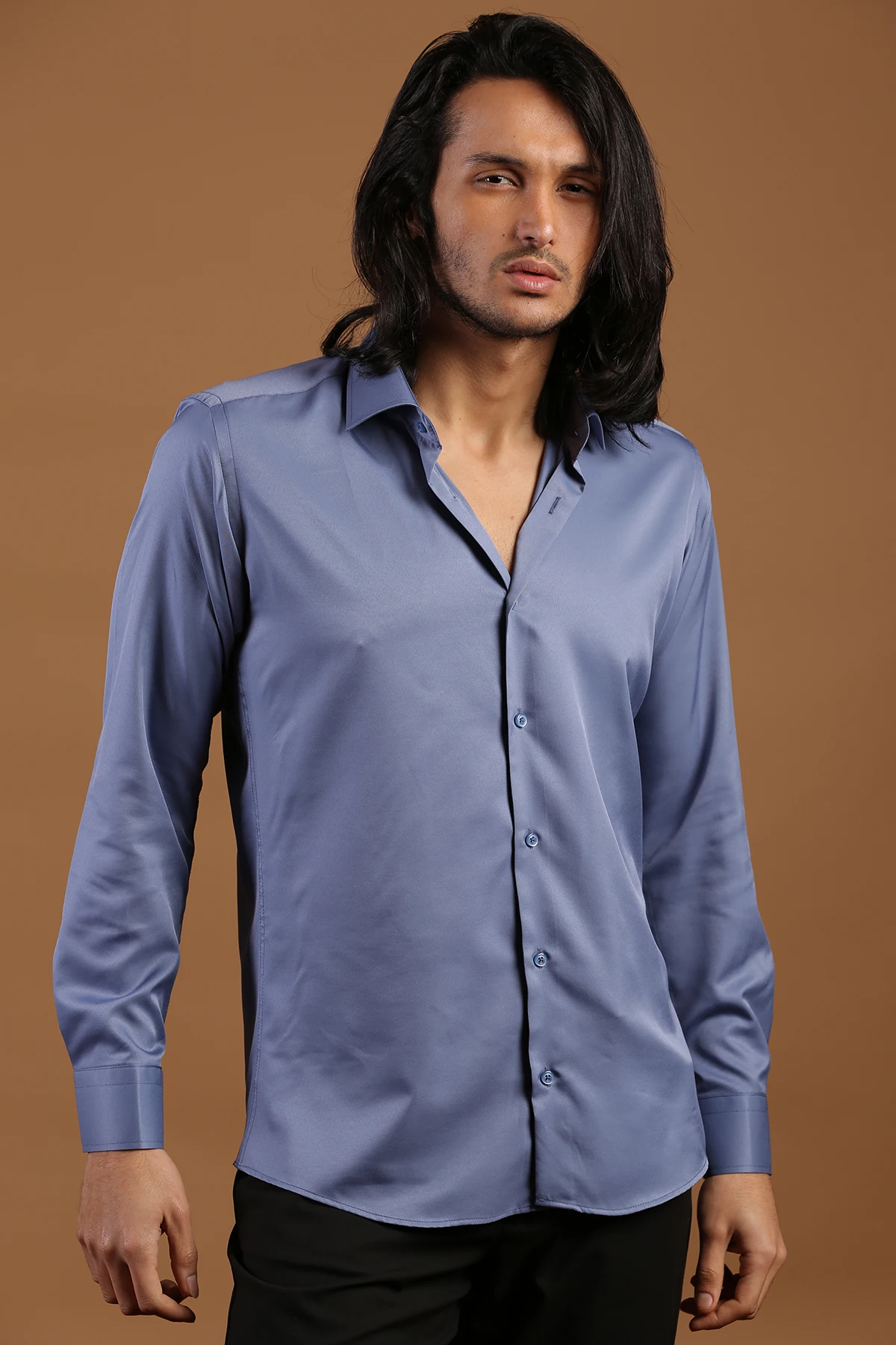 Chemise à manches longues pour hommes, tissu brillant, couleur unie, coupe étroite, coupe Slim, bouton, chemises de bureau, 20 couleurs au choix