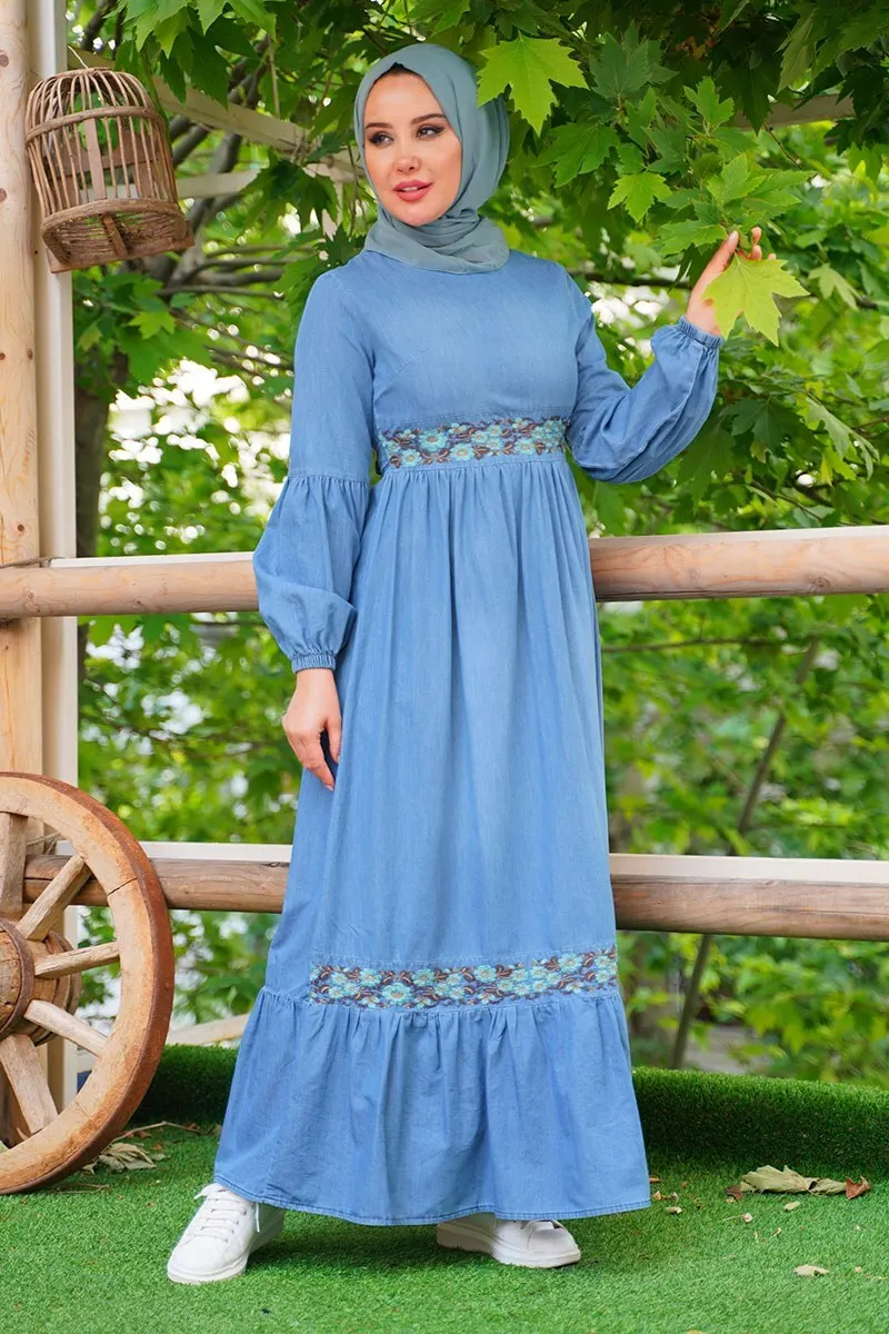 Daisy Embroidered Denim Dress Dark Hole Button Arched Denim Dress Dark Blue muslim long dress for women Dubai turkish