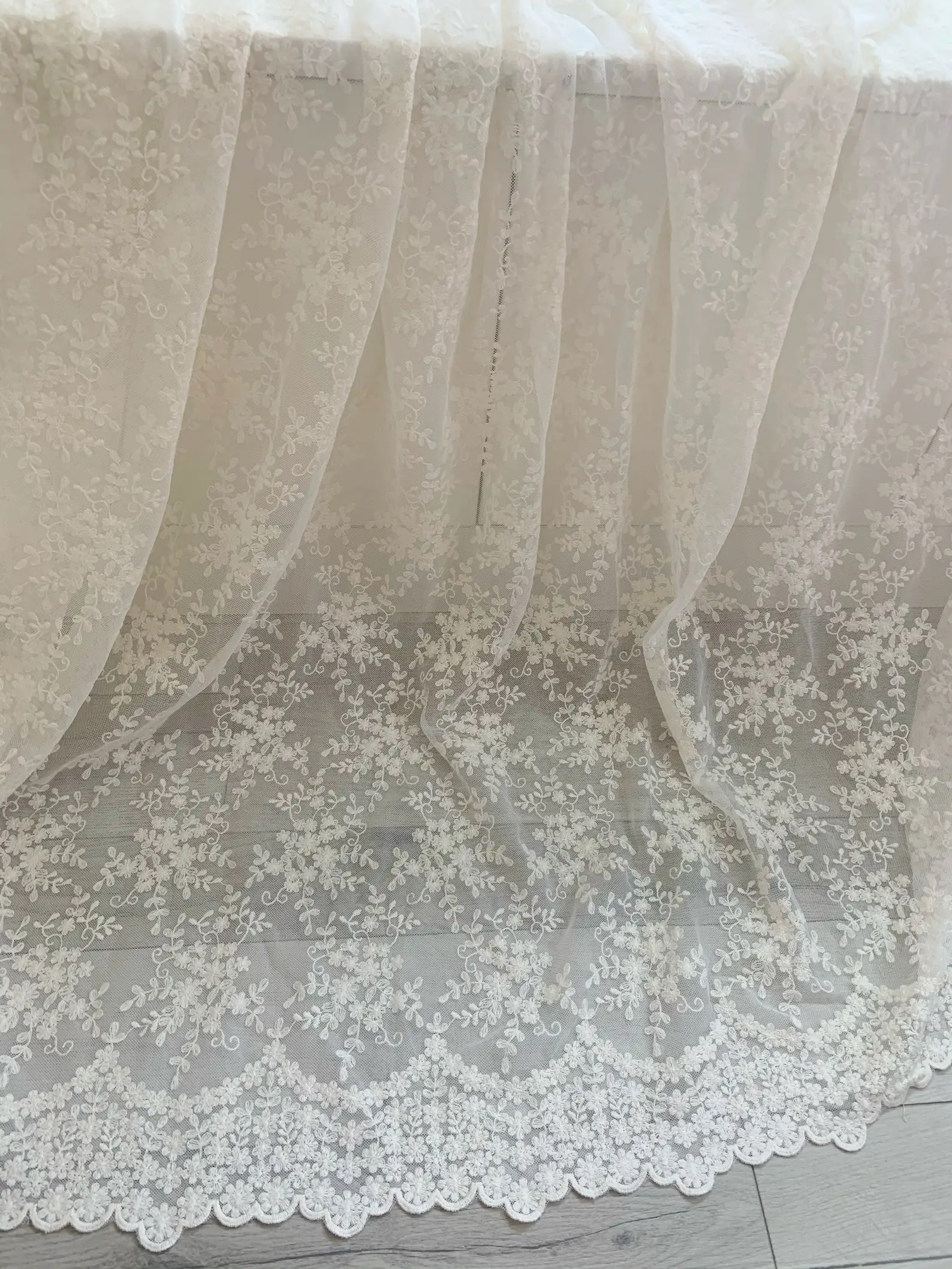 1 Yard Ivory Lace Fabric Soft Embroidered Tulle Lace Fabric With All Elegant Flowers Retro Scalloped Trim Lace