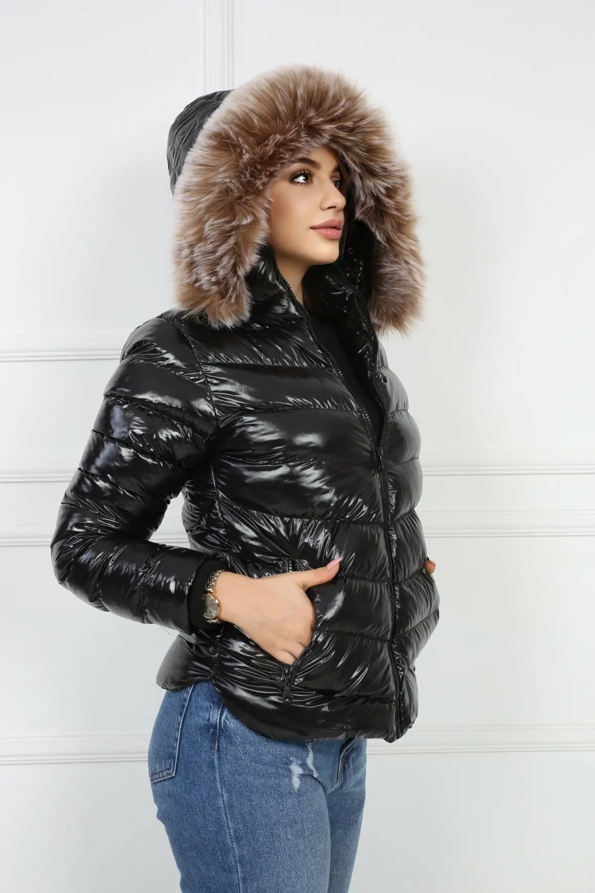 

Women's Shiny Down Jackets Hooded Parkas Winter Wear New Year's Fashion Warm Fur Jackets Waterproof Sports Stylish Products