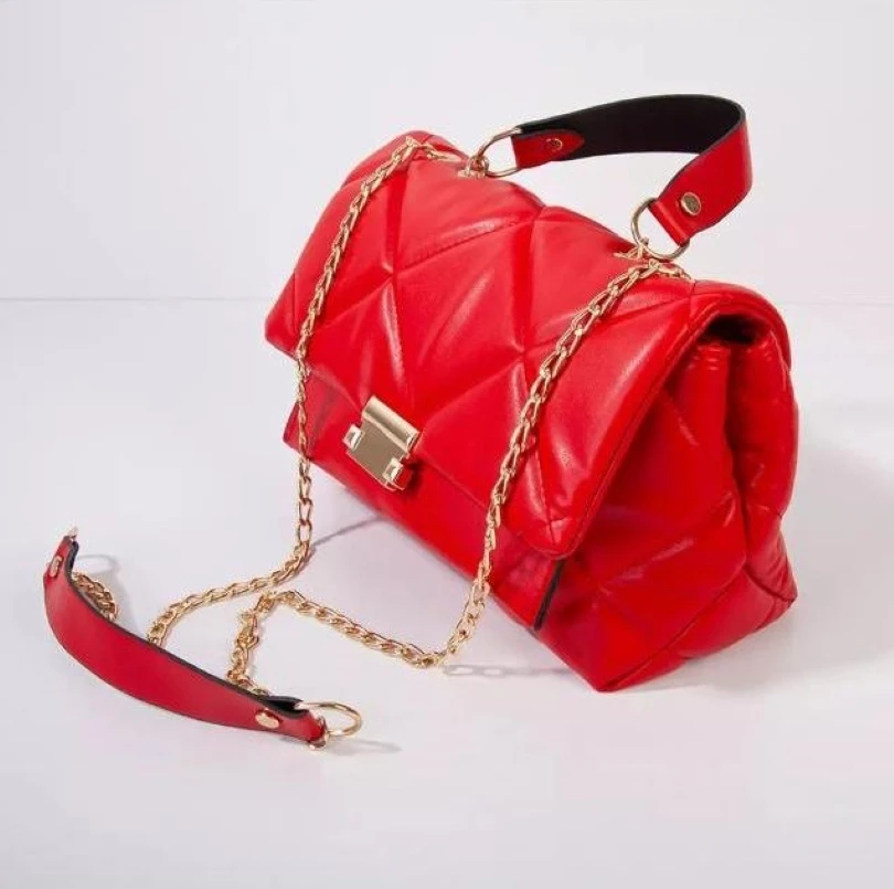 2021 Latest Trend Ladies Quilted Bag Shoulder Strap Luxury Handbag Women Three Compartment Different Colors White Red Black