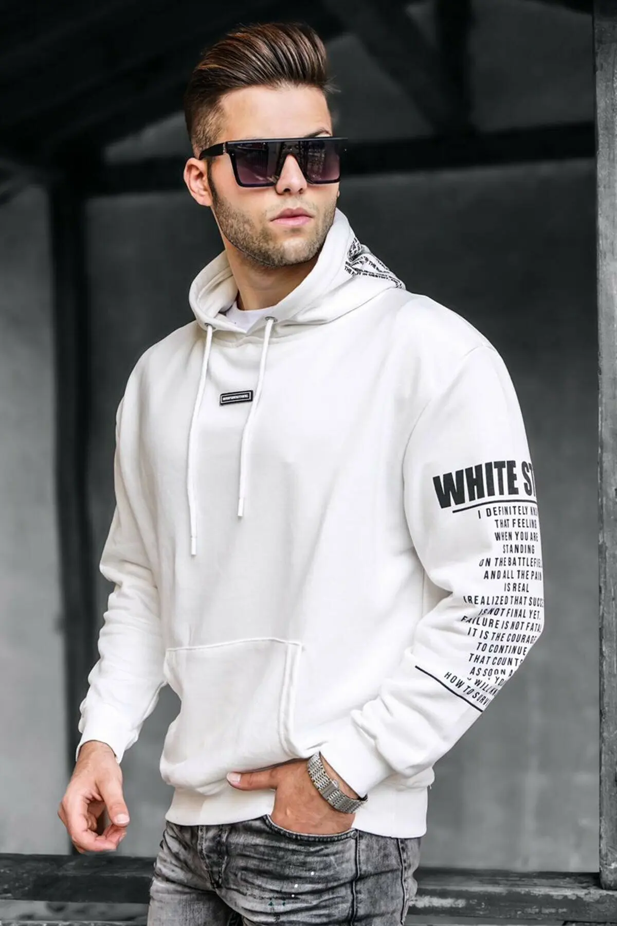 

Men's White Hooded Letter Printed Sweatshirt Cotton Polyester Regular Fit High Quality 2021 Winter Season Stylish Design