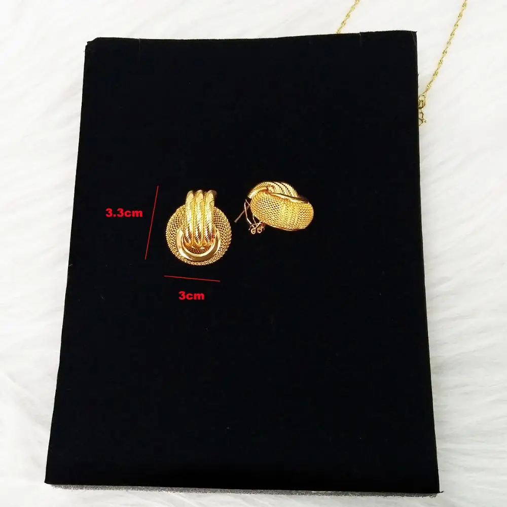 Women's Gold Color Necklace Set with Stud Earrings, Lightweight