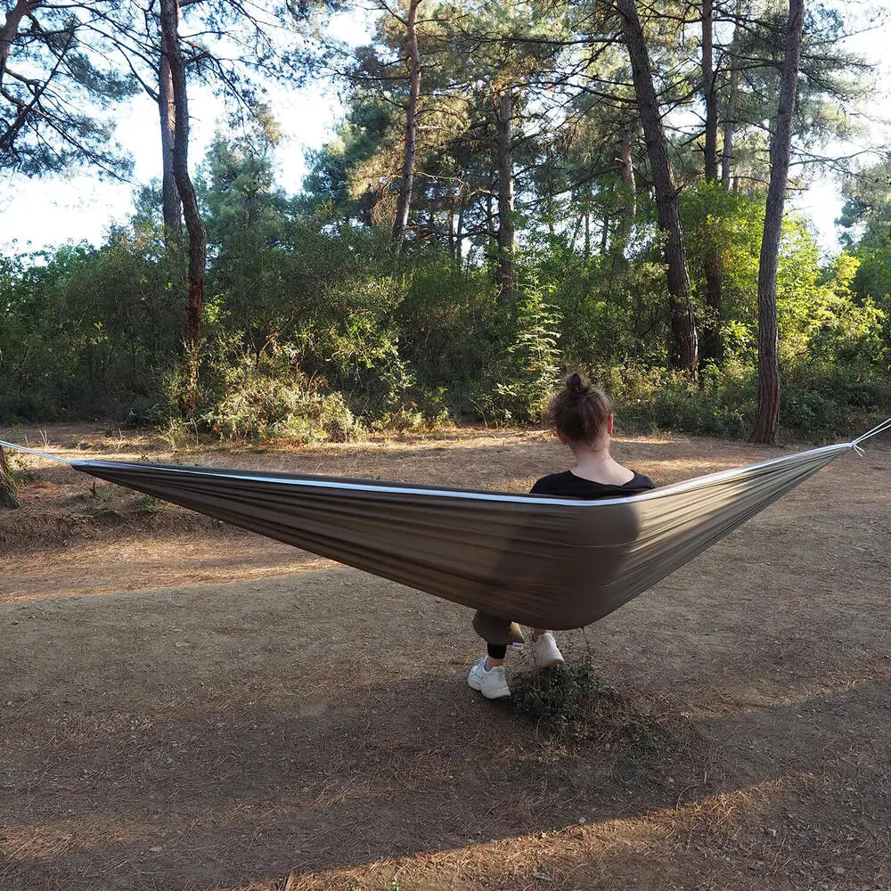 Camping and Picnic Pocket Hammock - Waterproof Polyester Fabric Hammock (Blue-green) Picnic Hammock Antigravity Yoga