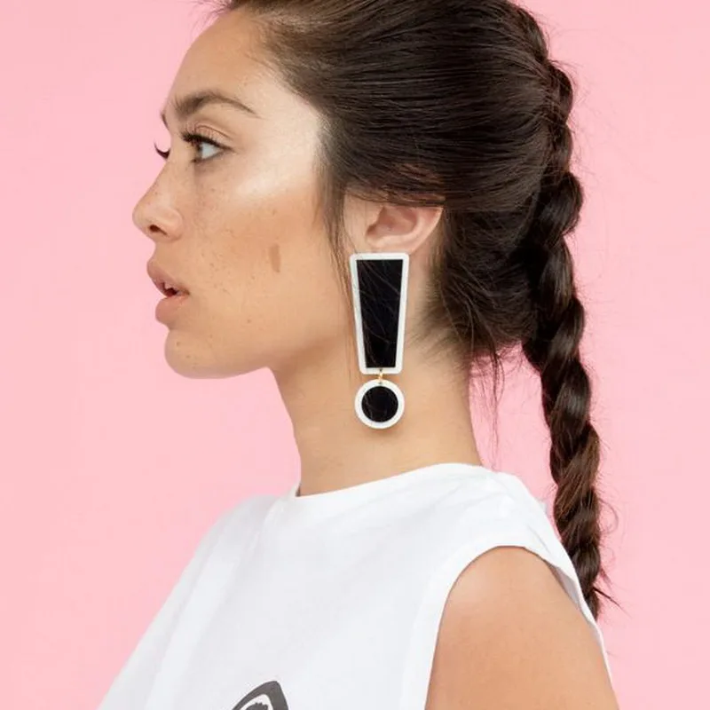 Fashion Super Large Black White Acrylic Symbol Exclamation Point Drop Earring for Womens Trendy Jewelry Hyperbole Accessories