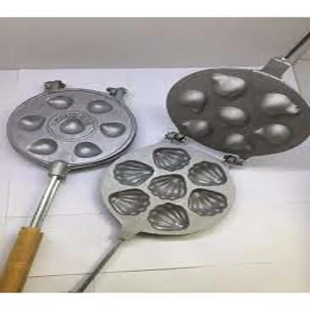 Stovetop Casting Tartlet Mold Small Tartlet Mold Shell Shape 7 pcs mold in one Mold Wooden Handle Easy Cookies