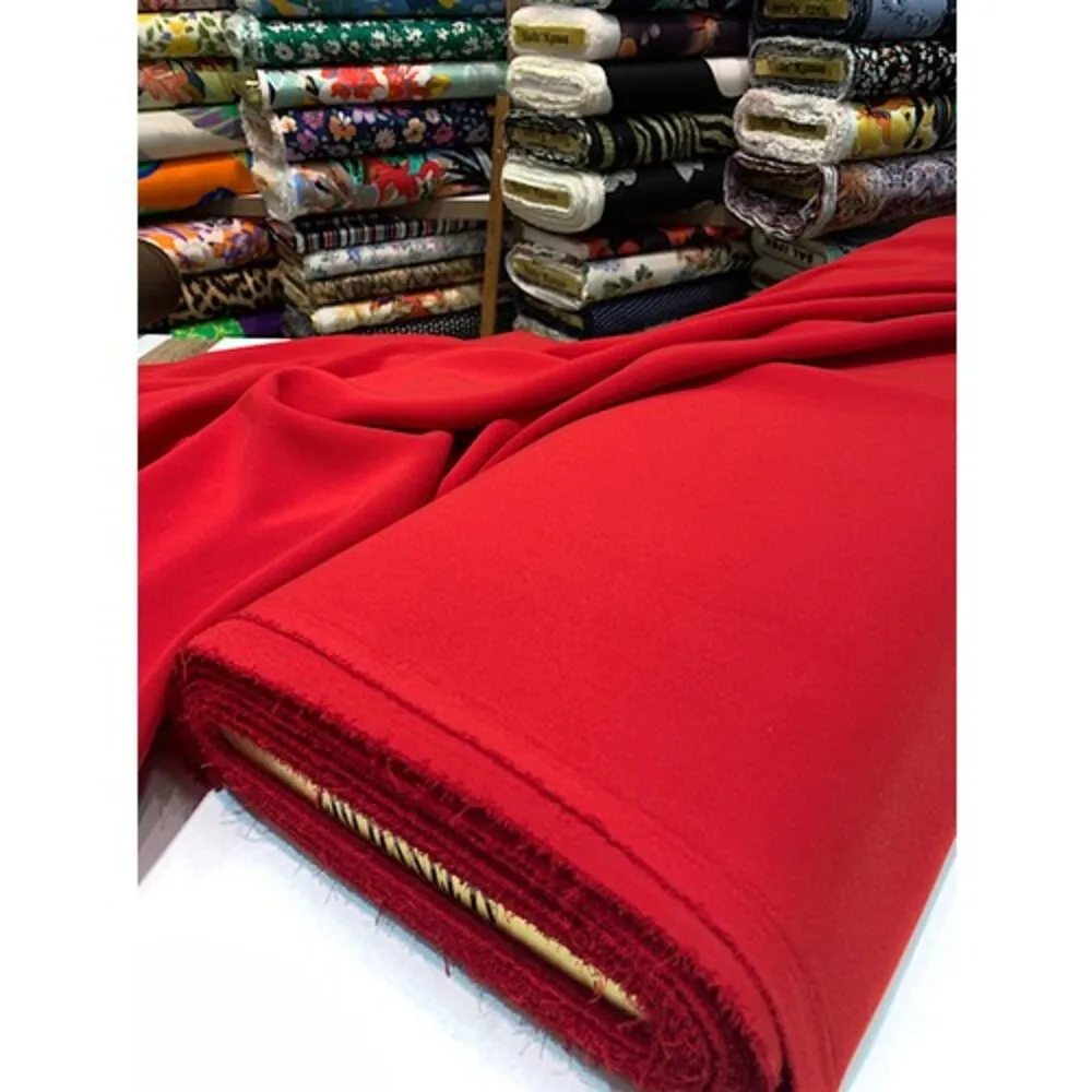 

Italian Dress Flowy Crepe Fabric picture is original shot 150x100cm Wrinkle-free, durable, draping and easily washable fabric