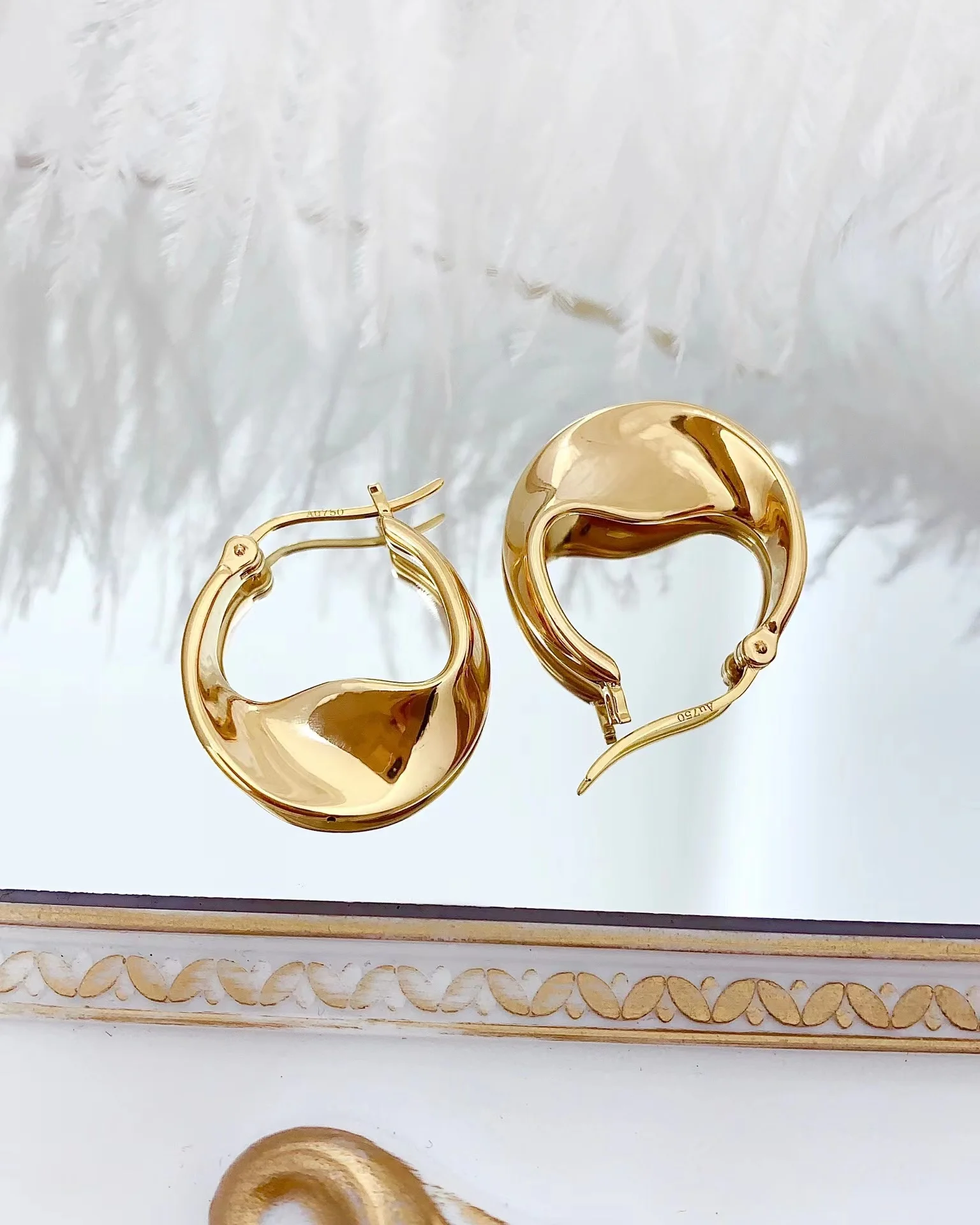 MADALENA SARARA Irregular Curve Design Women Earrings 18K Yellow Gold Romantic Elegante Au750 Stamp