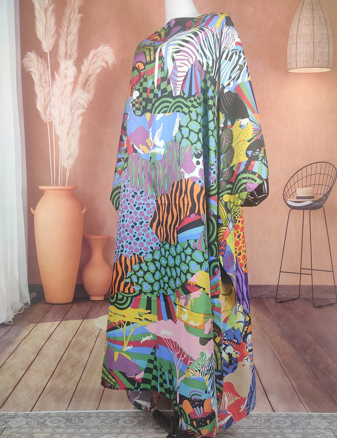 Europe Popular 2022 Bohemian Summer Sexy Lady Beach Silk Kaftan Maxi Dress Oversize Kuwait Loose Swimwear Caftan Vintage Robe