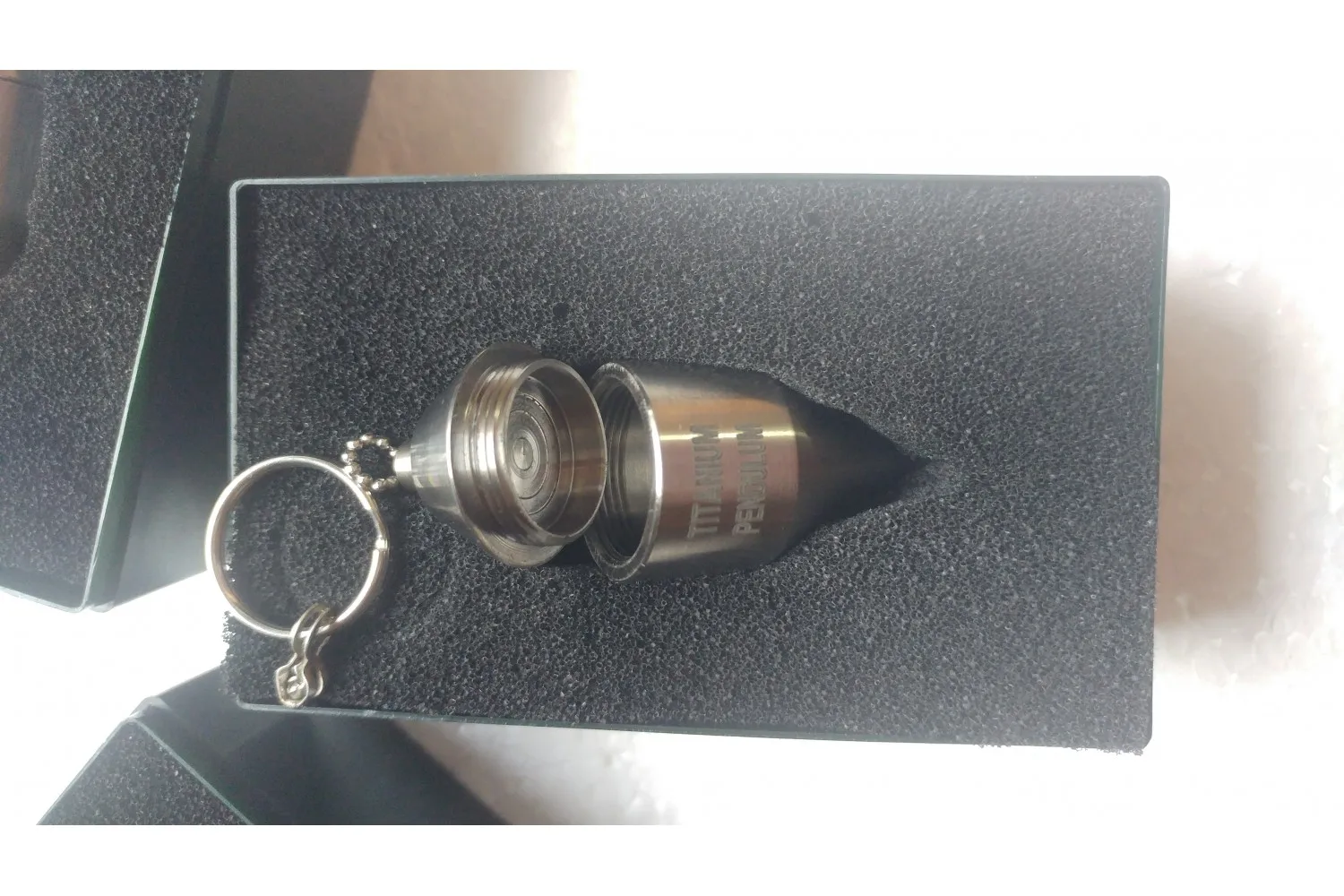 TITANIUM Chamber Pendulum. gold silver search