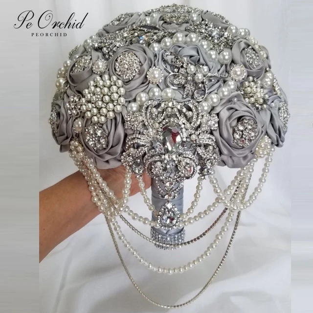 Silver brooch bouquet store