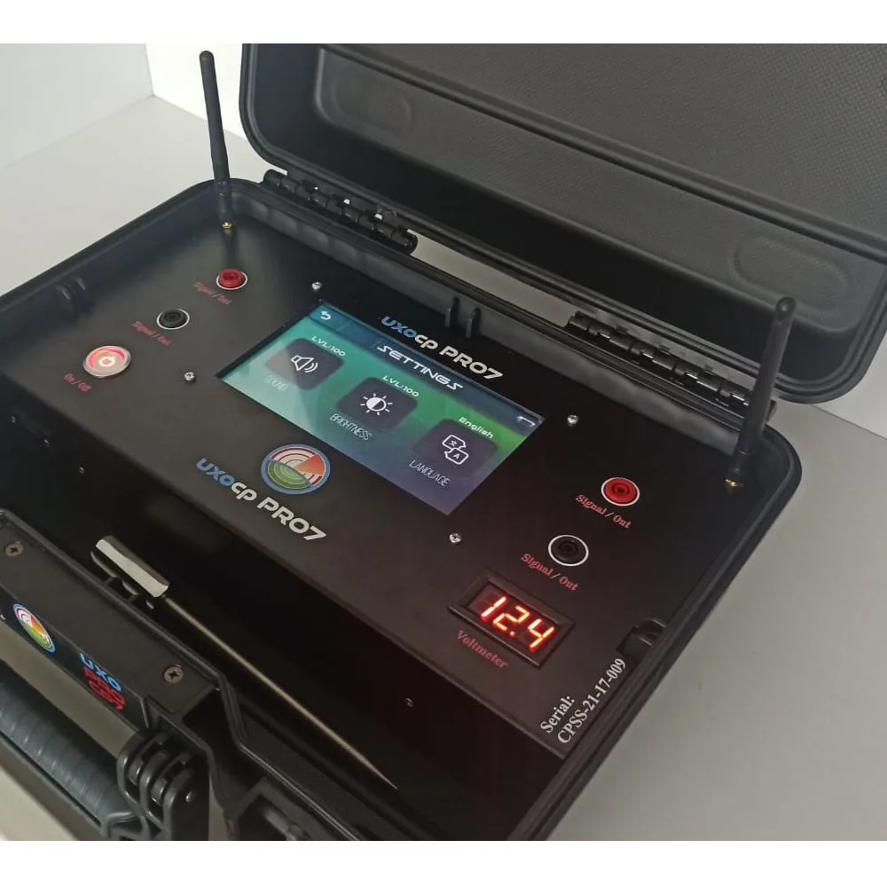 Uxo CP PRO7 Area Scanning Device 1.5 Kilometer Area Scanner English Arabic and Germany Language Option