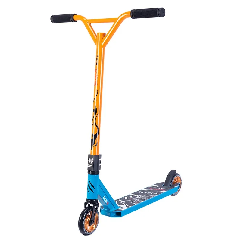 DEMON D6 BESTIAL WOLF Pro Scooter Freestyle orange and blue table.